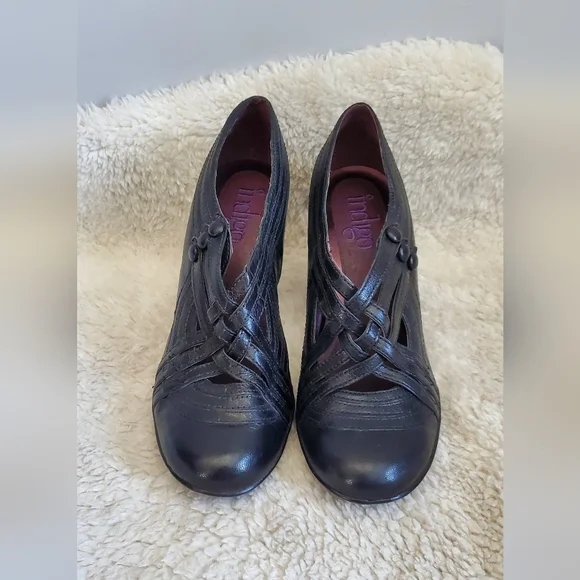 Aldo Black Elegant Black Women's Heels. Size 37. EUC - Picture 6 of 9